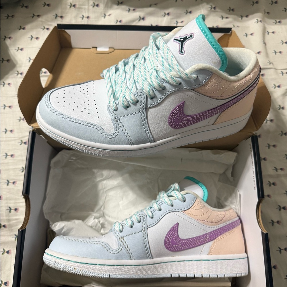 WMNS AIR JORDAN 1 LOW SE